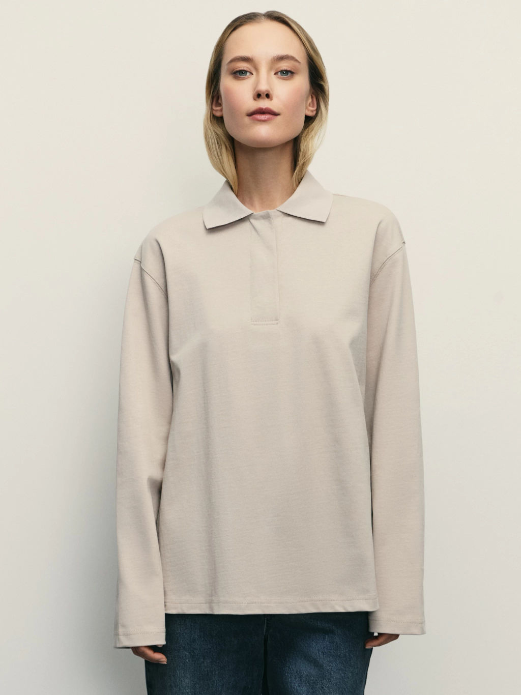 Лонгслив оверсайз с отложным воротником / Zarina  фото 3