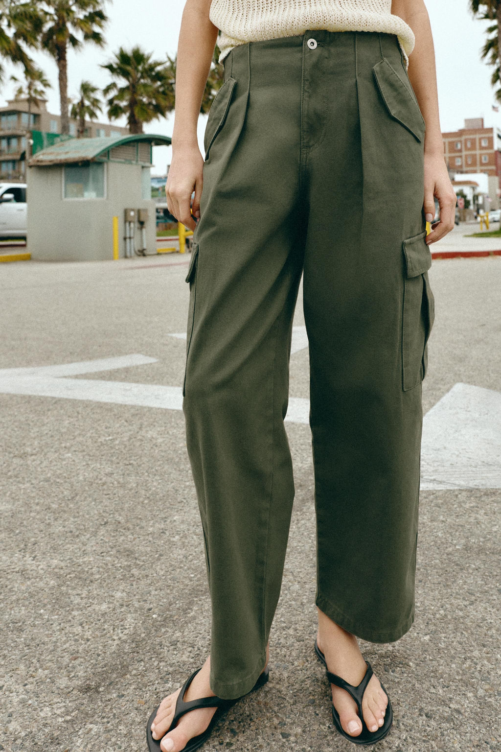 PANTAL?N CARGO TIRO MEDIO / Khaki - Zara фото 2