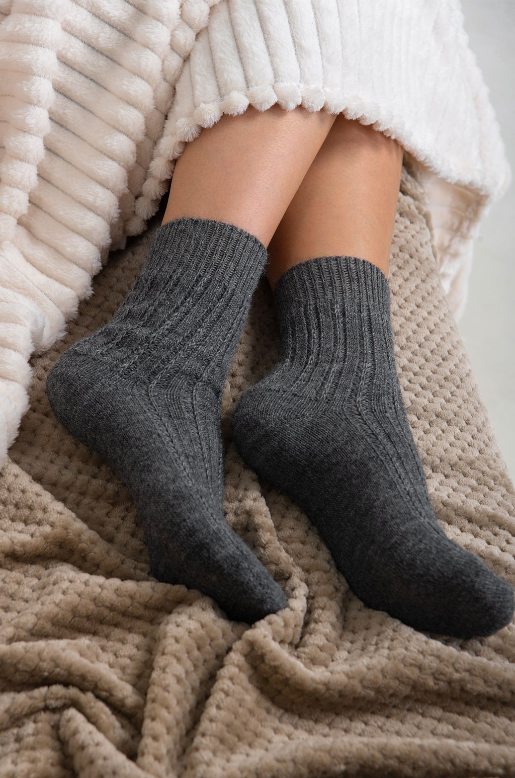 Женские шерстяные носки Happyfox