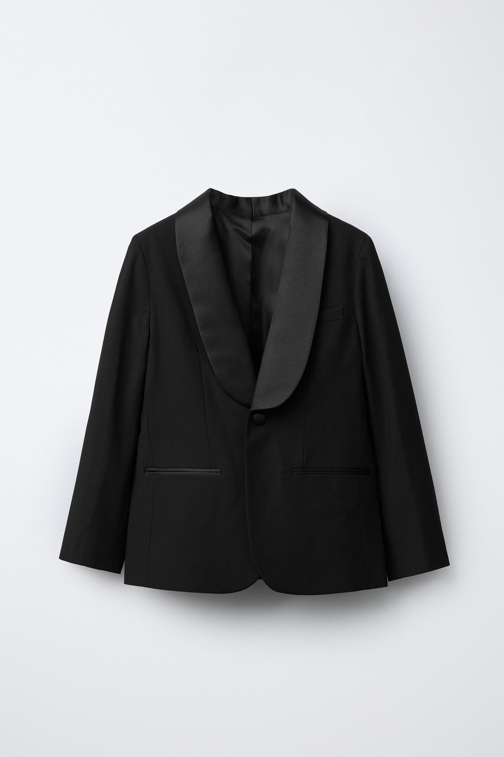 DINNER JACKET