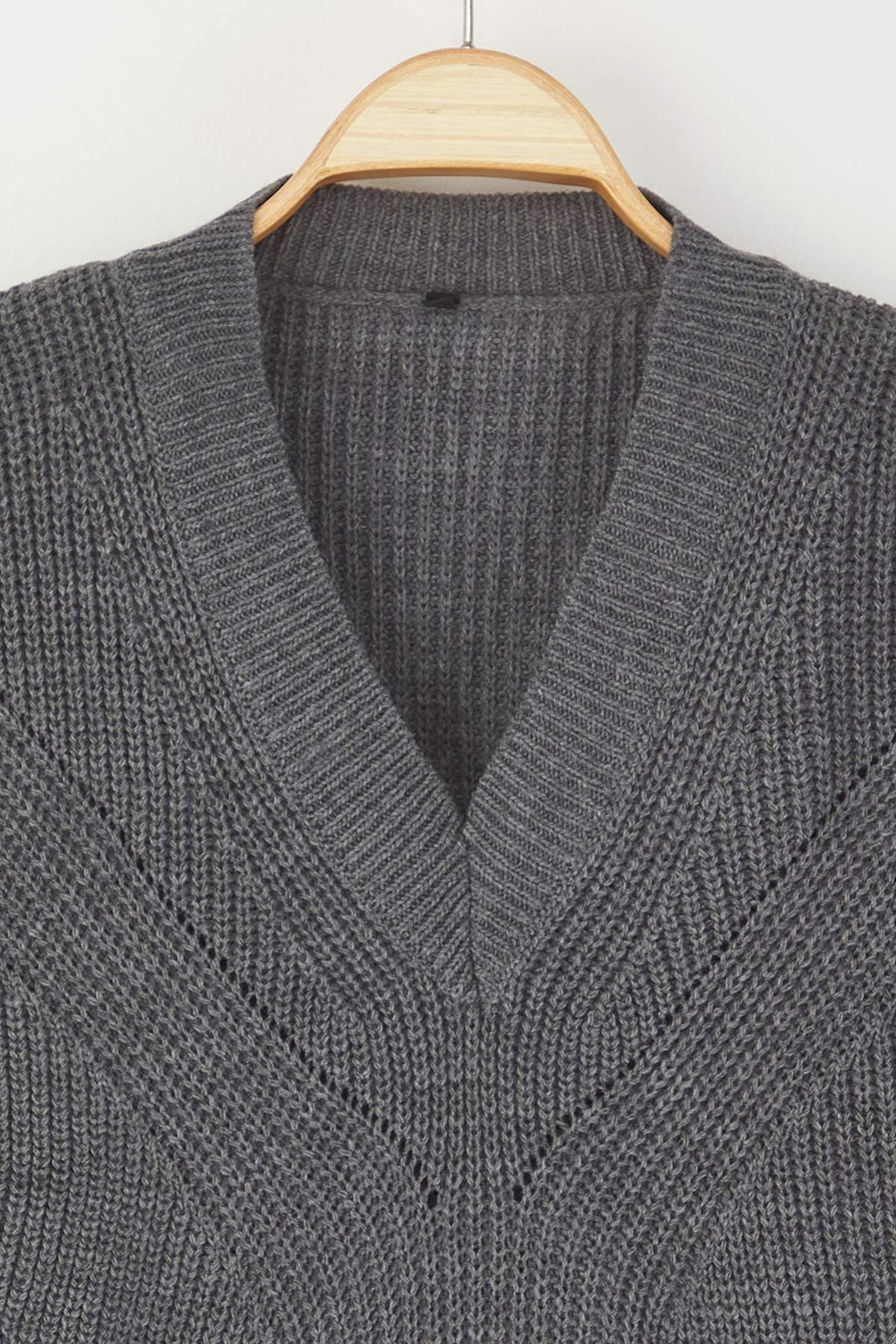 Bordo Ajurlu/Delikli V Yaka Triko Kazak TWOAW21KZ0690 - Trendyolmilla фото 20