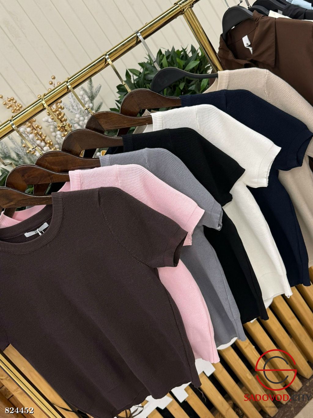 Футболка женская однотонная