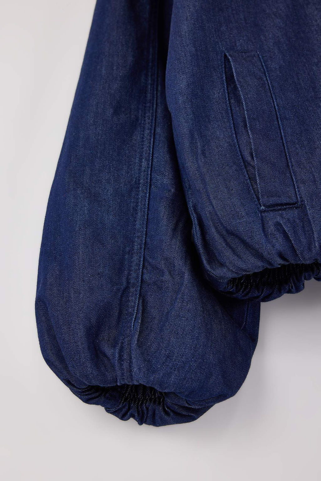 Koyu Mavi Bomber 100% Pamuk Denim Ceket TWOSS26CE00005 - Trendyolmilla фото 2