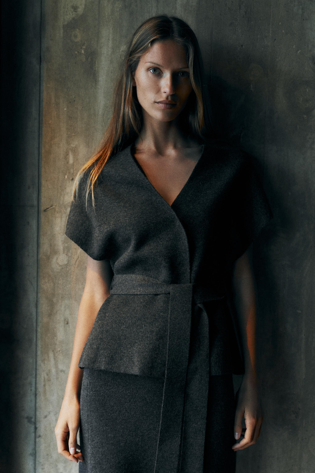 KNIT WAISTCOAT WITH BELT - Zara фото 16