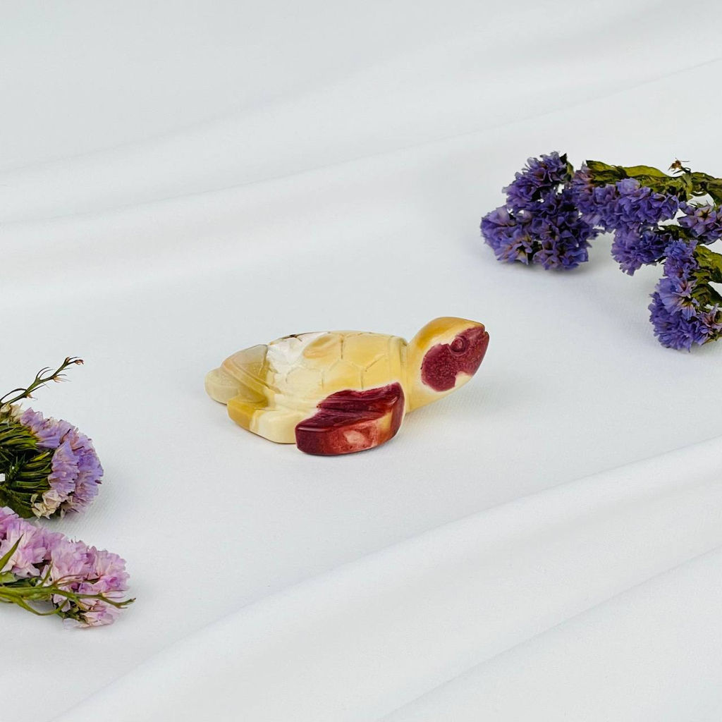 Фугурка резная Черепаха из Яшмы (Мукаит)