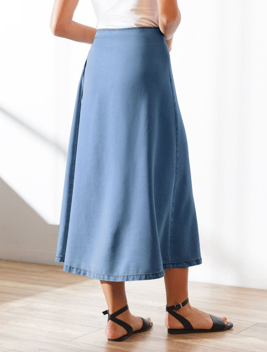 Юбка миди на запах А-силуэта из джинсового лиоцелла