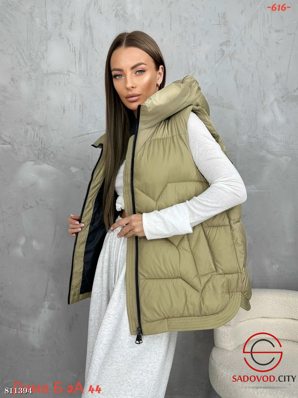 Жилет женский с капюшоном - Bruno фото 3