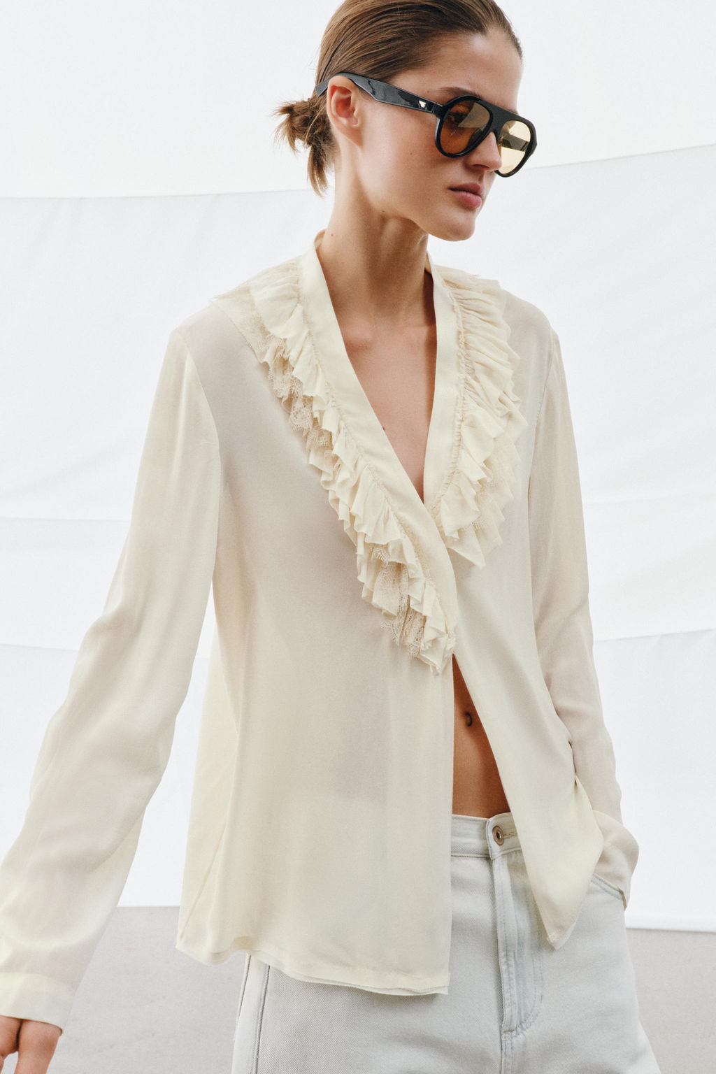 ZW COLLECTION LIMITED EDITION FLOWING RUFFLED SHIRT - Zara фото 12