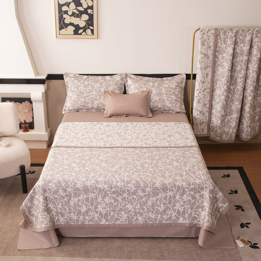 Комплект постельного белья на резинке Сатин Aurora Veil с Покрывалом AVR007 180*200*25;160*200*25;140*200*25 Евро - Ситрейд фото 8