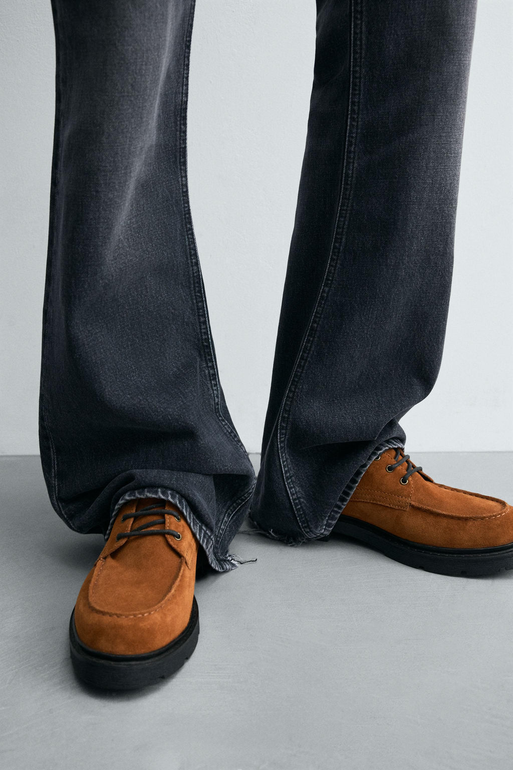 LEATHER WELTED SHOES