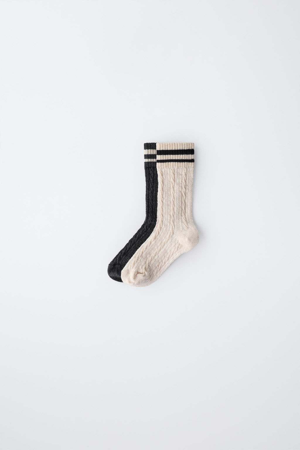 2-PACK OF STRIPED LONG SOCKS