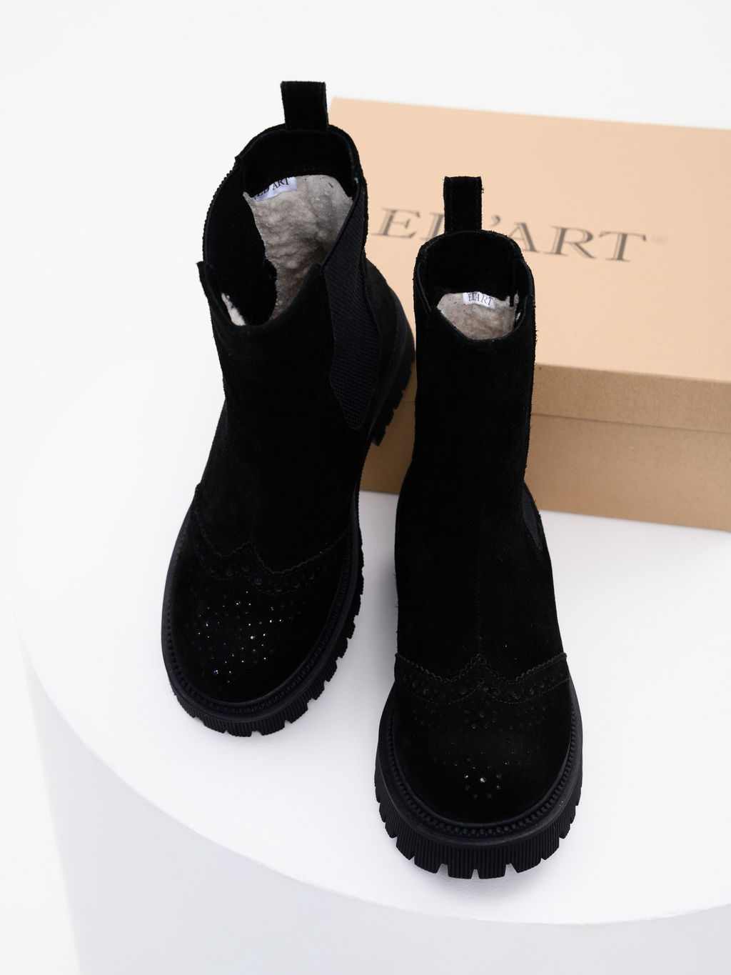 Челси 360.P.taskanabl.Черная замша/шерсть