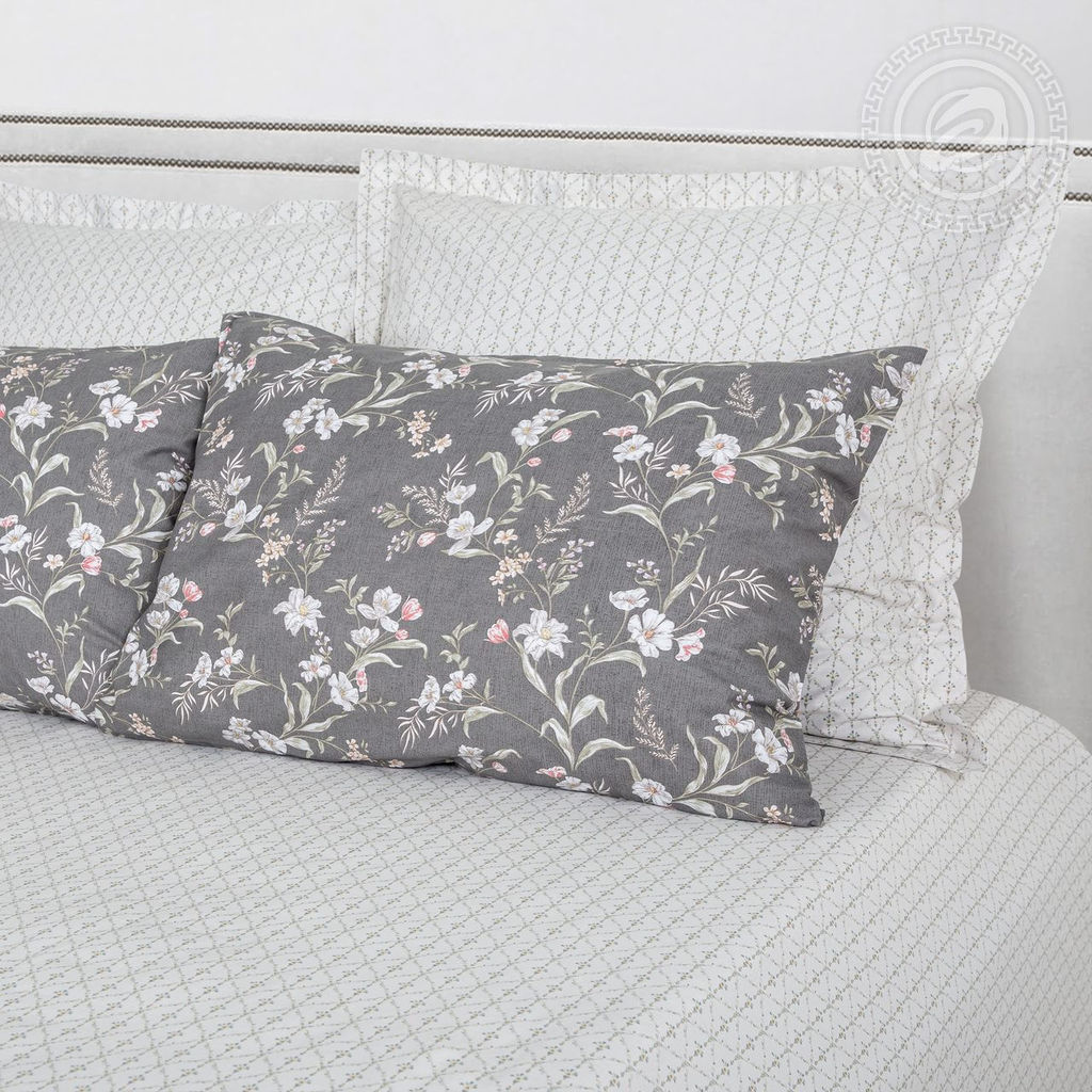 Постельное белье Рианна (сатин Premium) 1,5 сп./Пододеяльник (молния): 1 шт. - 215*145; Простыня: 1 шт. - 220*200; Наволочка (молния, ушки): 2 шт. - 70*70 Premium - Артпостель фото 3