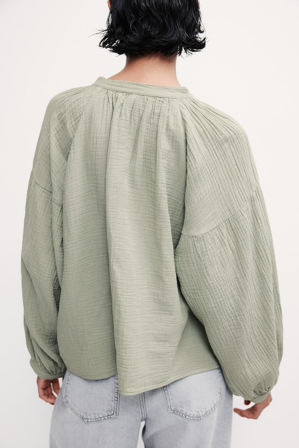 Blusa de muselina con manga globo - H&m фото 4