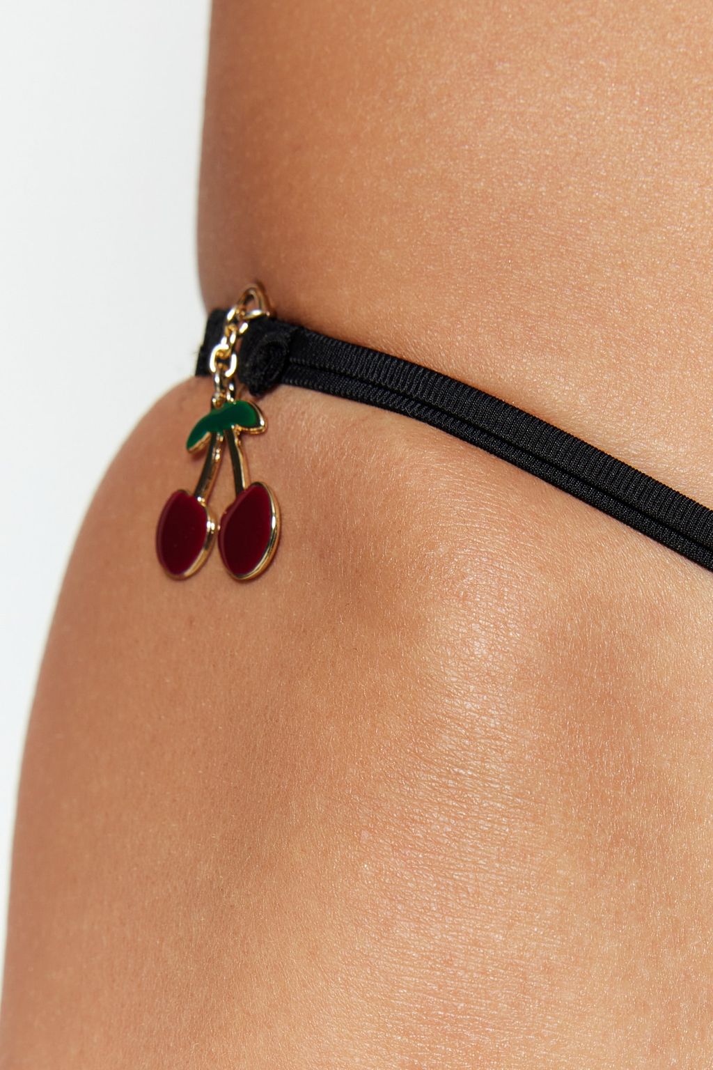 Siyah Aksesuarl? High Leg Brazilian Bikini Alt? TBESS23BA00044