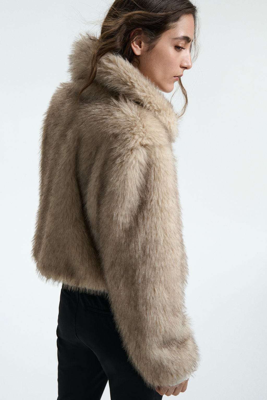 Cropped fluffy jacket - H&m фото 17