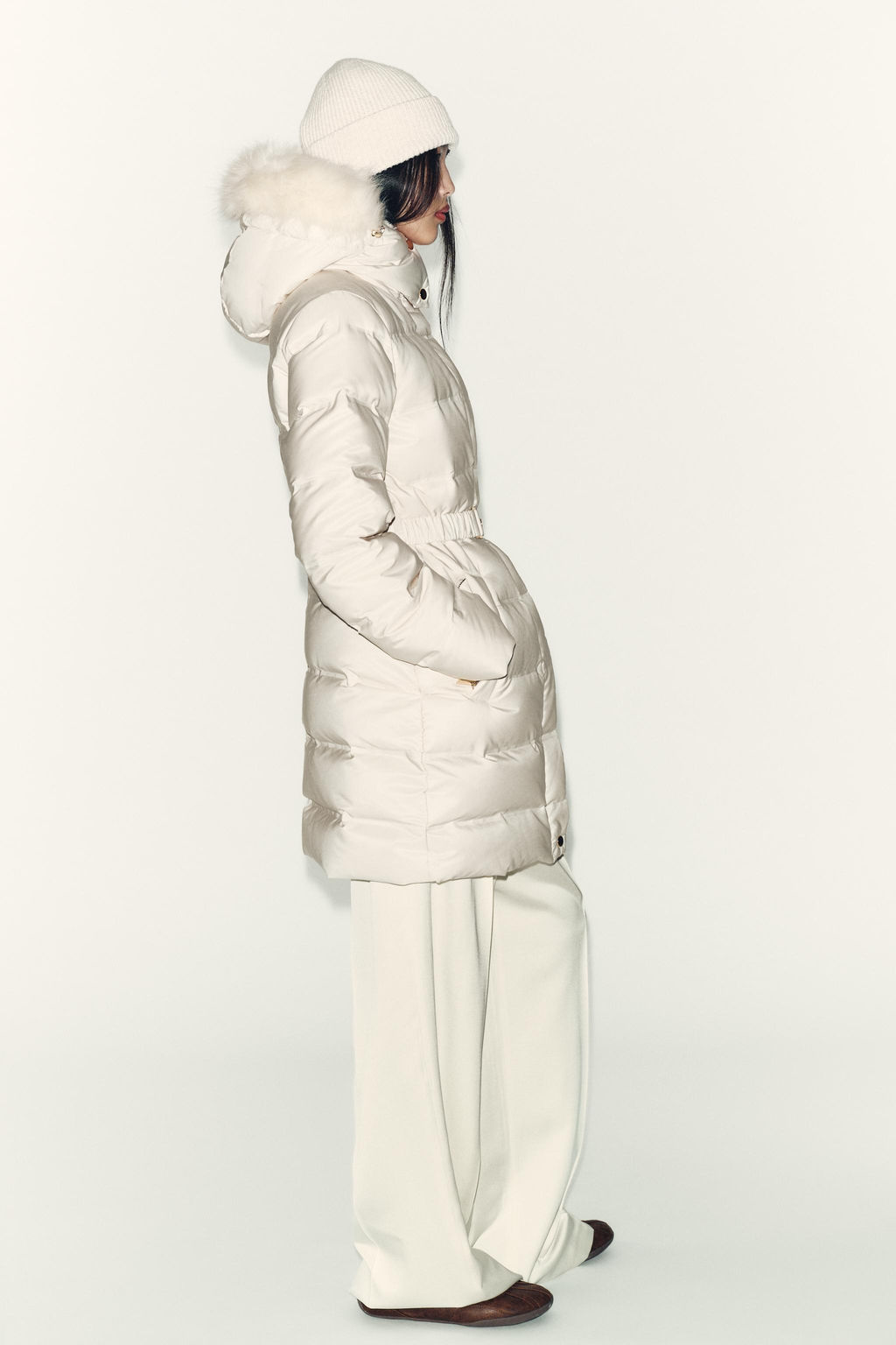 WATER-REPELLENT WINDPROOF HOODED DOWN PUFFER JACKET