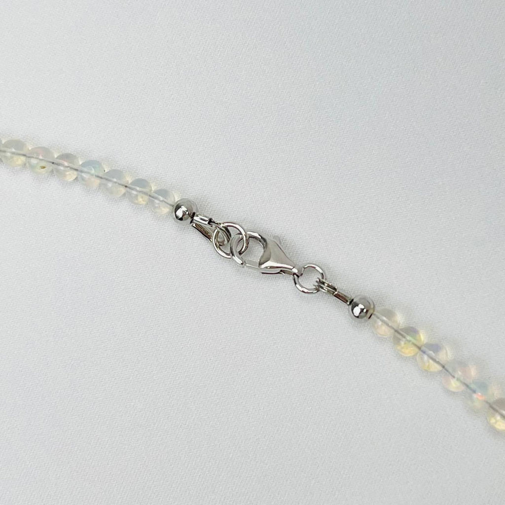 Колье на увеличение из Опала