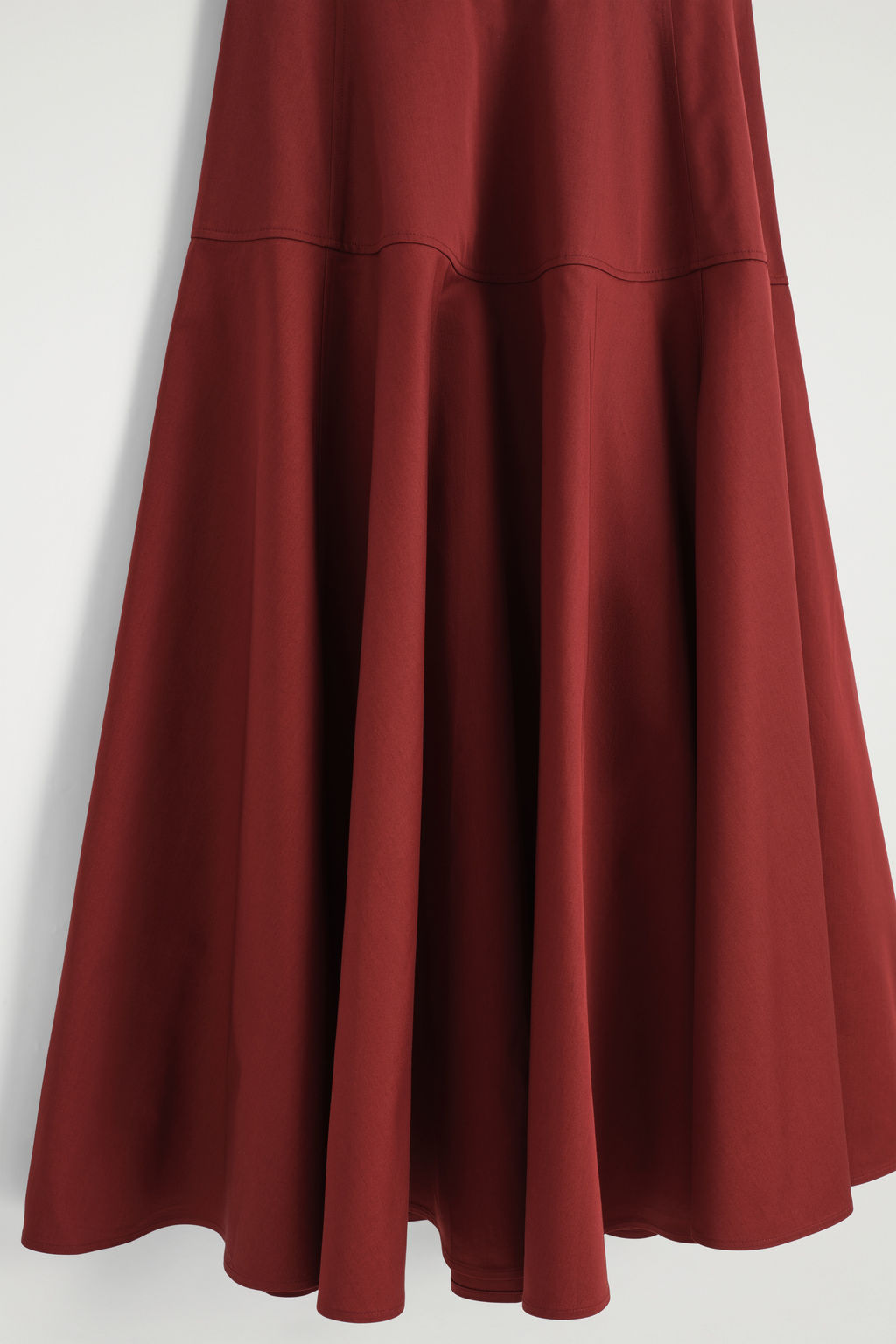 VESTIDO DE CUELLO HALTER DE ALGOD?N PIMA