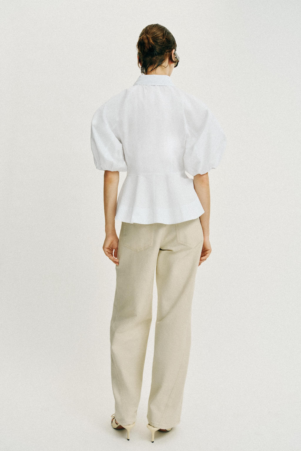 CAMISA PEPLUM MANGA ABULLONADA / Blanco - Zara фото 7