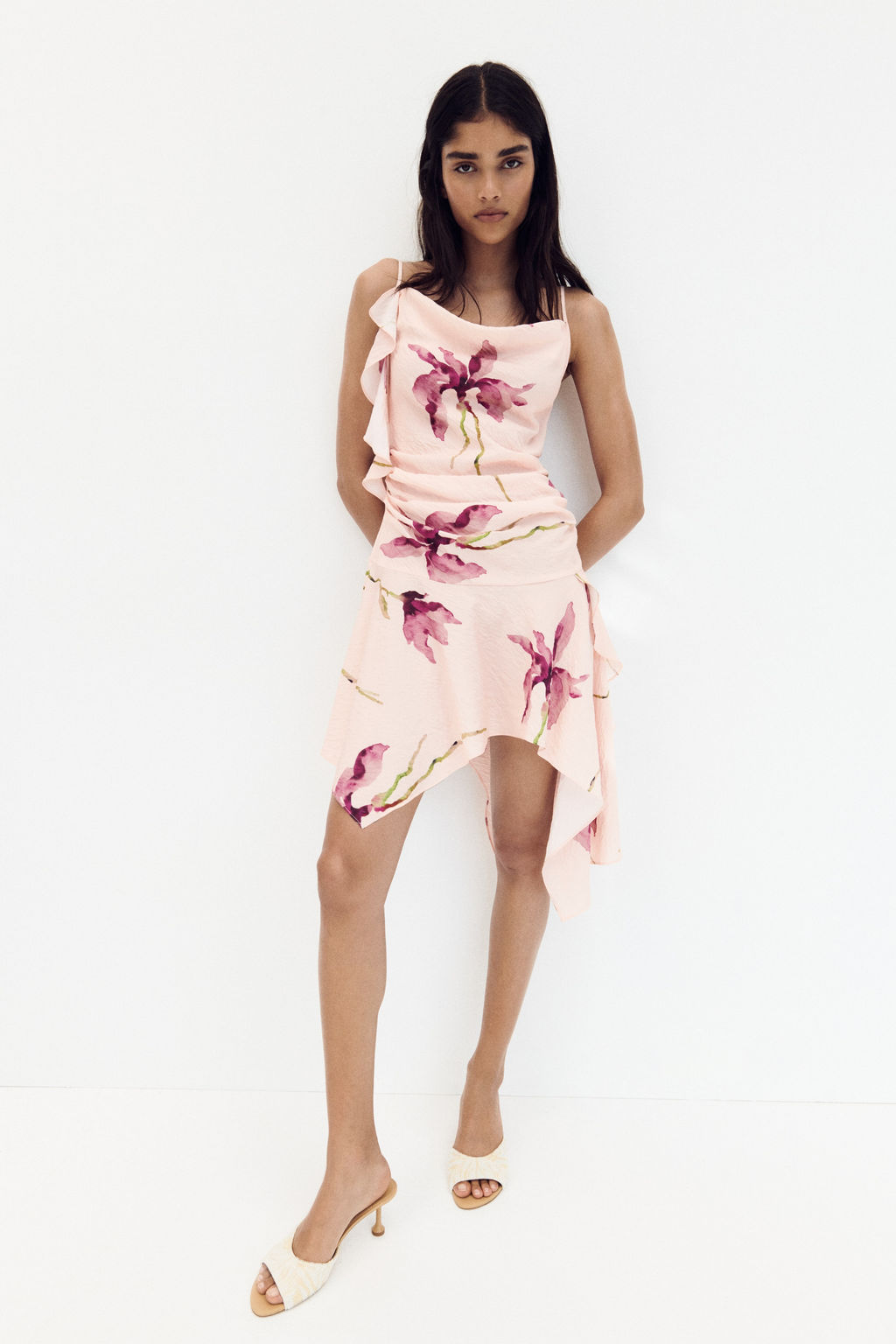 Vestido asim?trico con panel drapeado - H&m фото 5