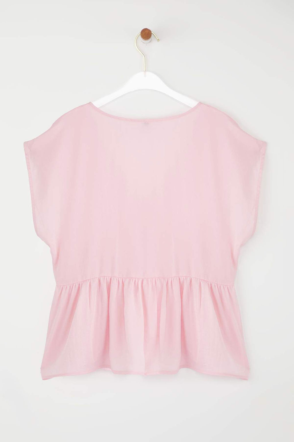 Pembe V Yaka Dokumlu Dokuma Yumusak Tuseli Bluz TWOSS25BZ00582 - Trendyolmilla фото 3