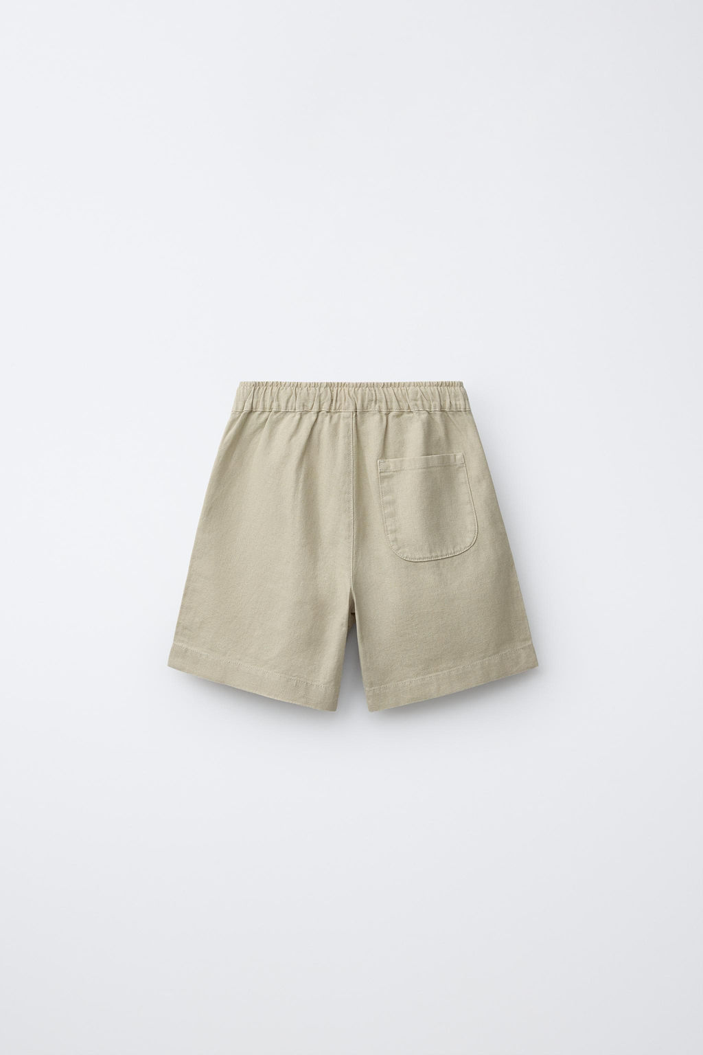 BERMUDA CON LINO Y ALGOD?N / Verde - Zara фото 2