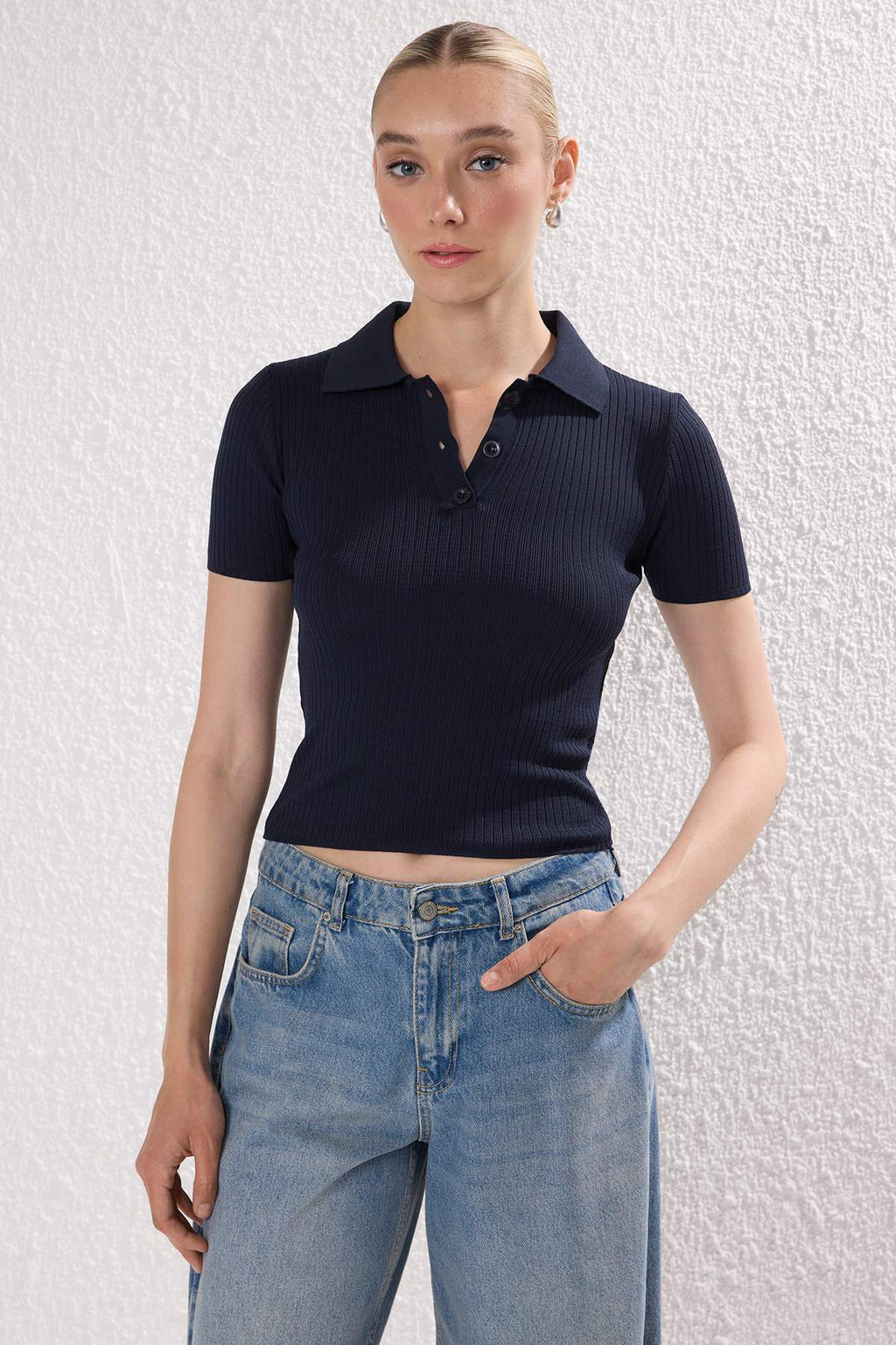 Trendyolmilla Siyah*001-Kahverengi Basic Polo Yaka Ikili Paket Triko Ince Bluz TWOSS25BZ00503 фото 12