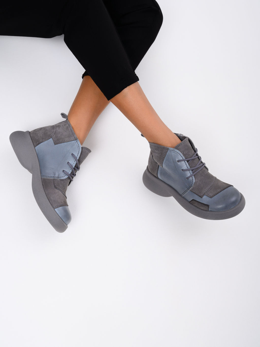 Ботинки 305.927gr.Серая вакса+серый замок замша/байка