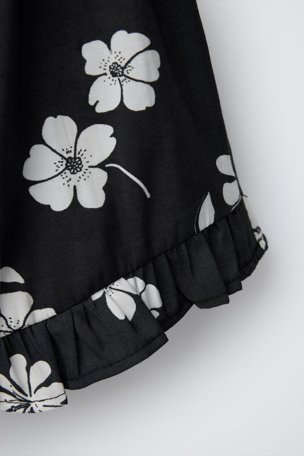 FLORAL SHORT PLAYSUIT - Zara фото 4