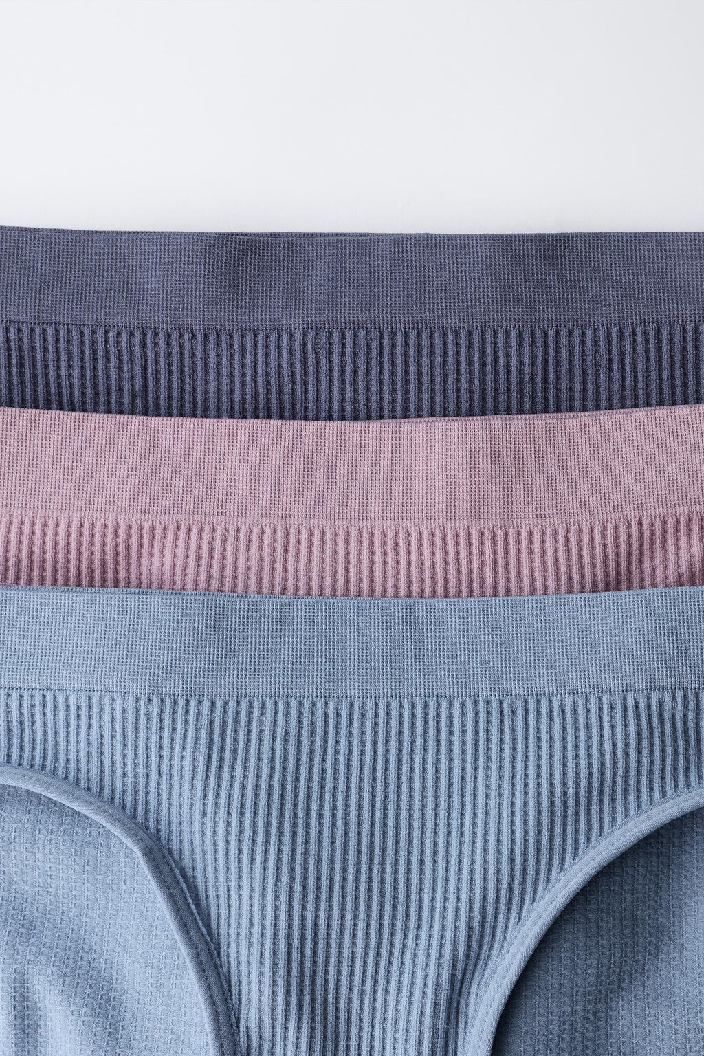 8-14 YEARS/ THREE-PACK OF SEAMLESS WAFFLE-KNIT BRIEFS - Zara фото 2