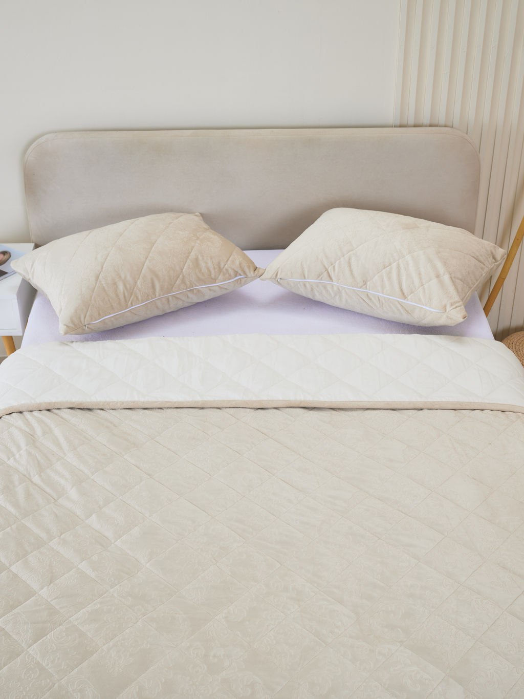 Набор покрывало и чехлы на подушку - Кристалл, цвет кремовый 200х220