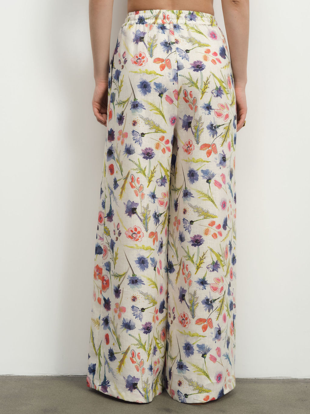 Брюки льняные 10367 с цветочным принтом