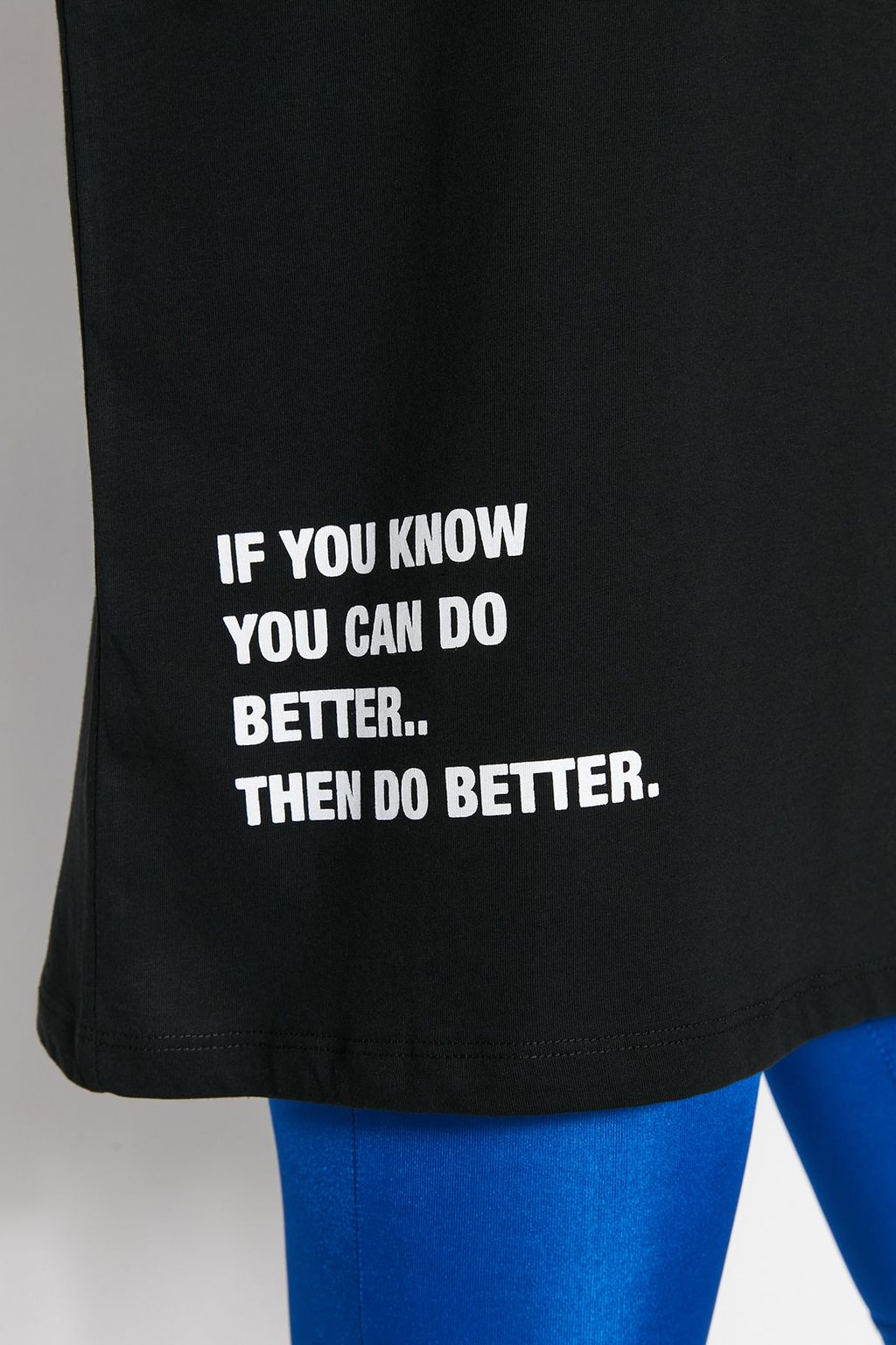 TRENDYOLMILLA Siyah %100 Pamuk Slogan Bask?l? Oversize/Genis Kal?p Bisiklet Yaka Orme T-Shirt TWOSS23TS00183 фото 9