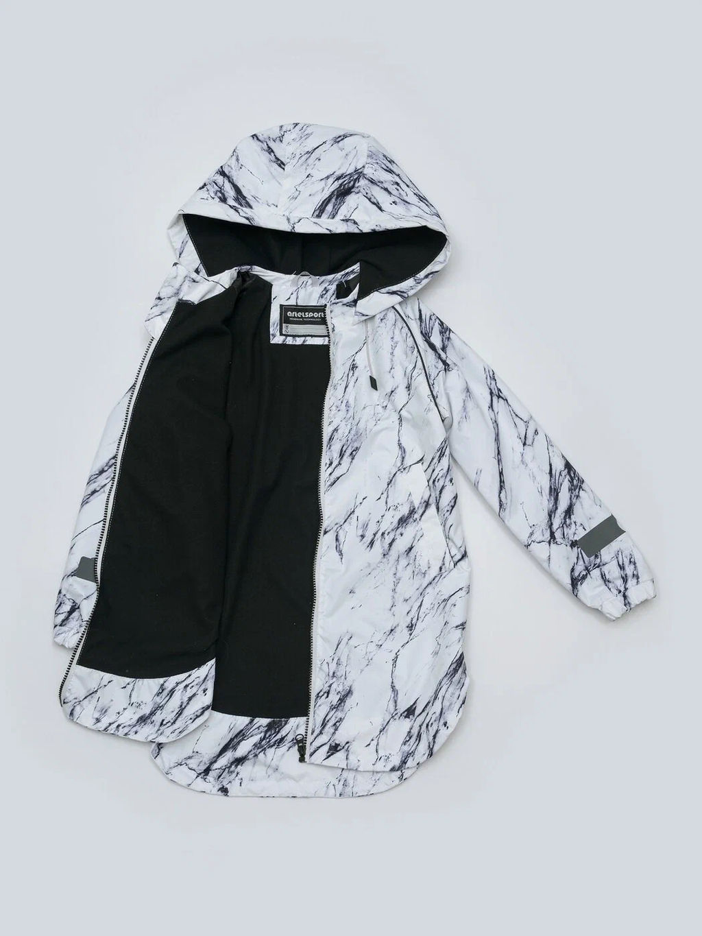 ВЕТРОВКА КЛАРИ.