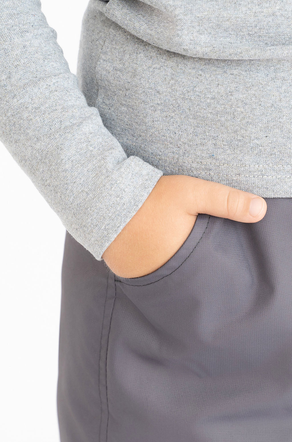 Брюки на поясе серые