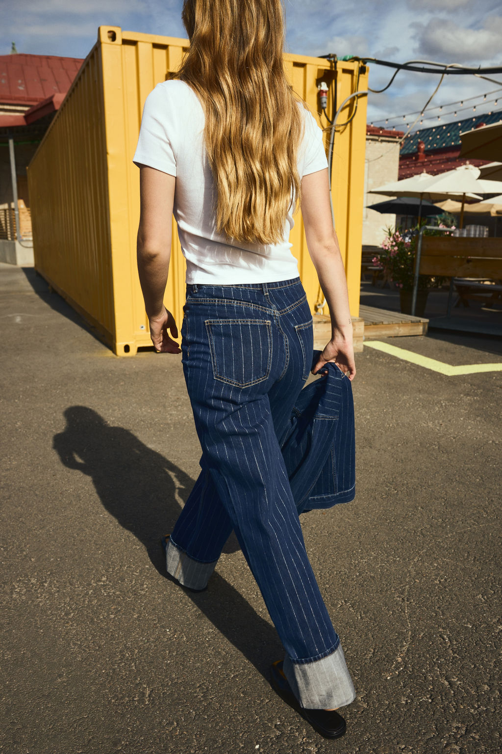 Wide Ultra High Turn-up Jeans - H&m фото 5