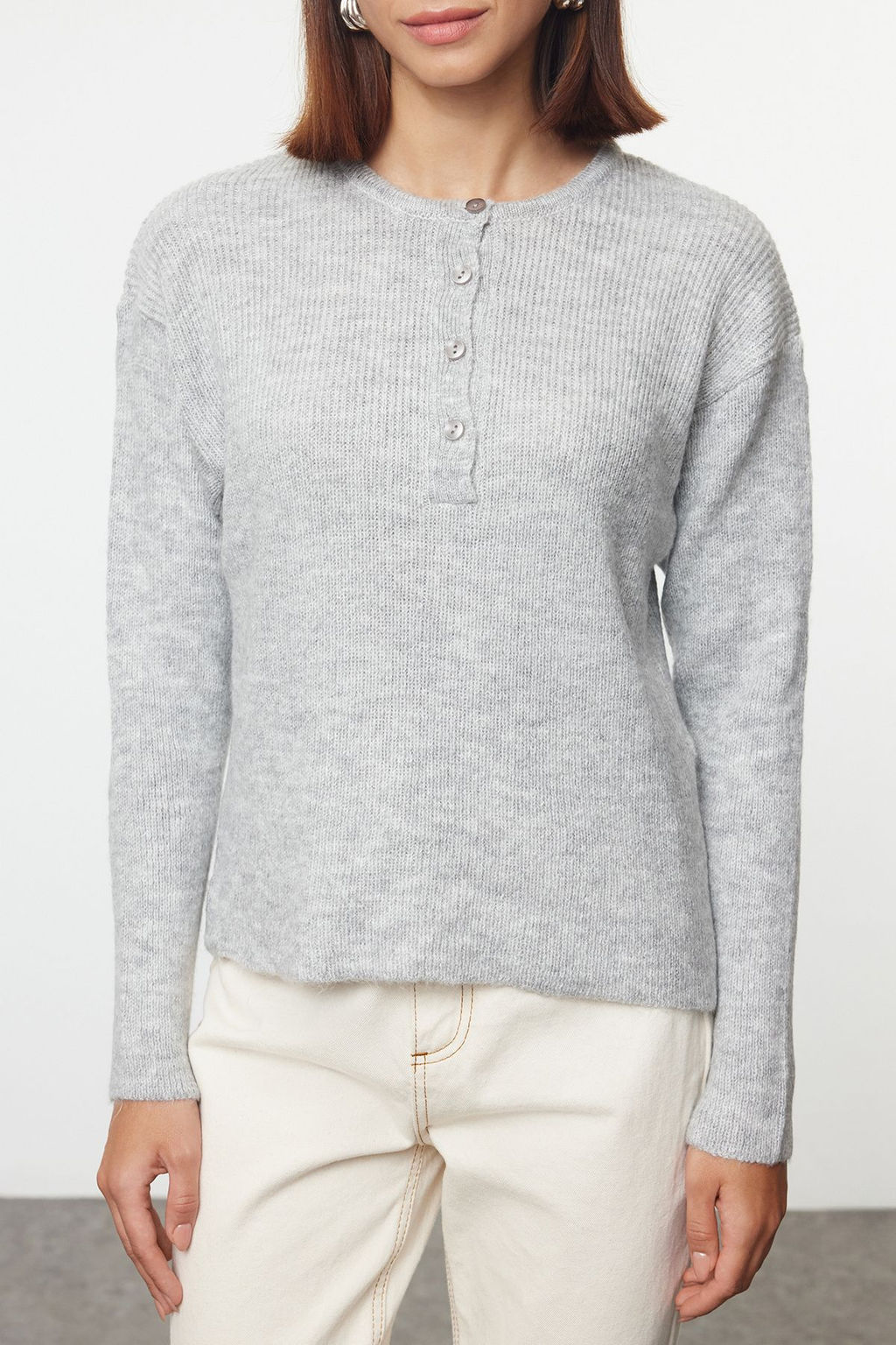 Gri More Sustainable Yumusak Dokulu Genis Kal?p Basic Triko Kazak TWOAW25KZ00309 - Trendyolmilla фото 3