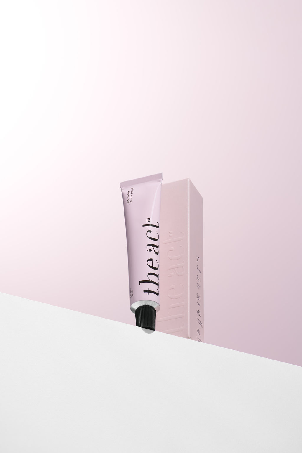 The Act Бальзам для губ  фото 4