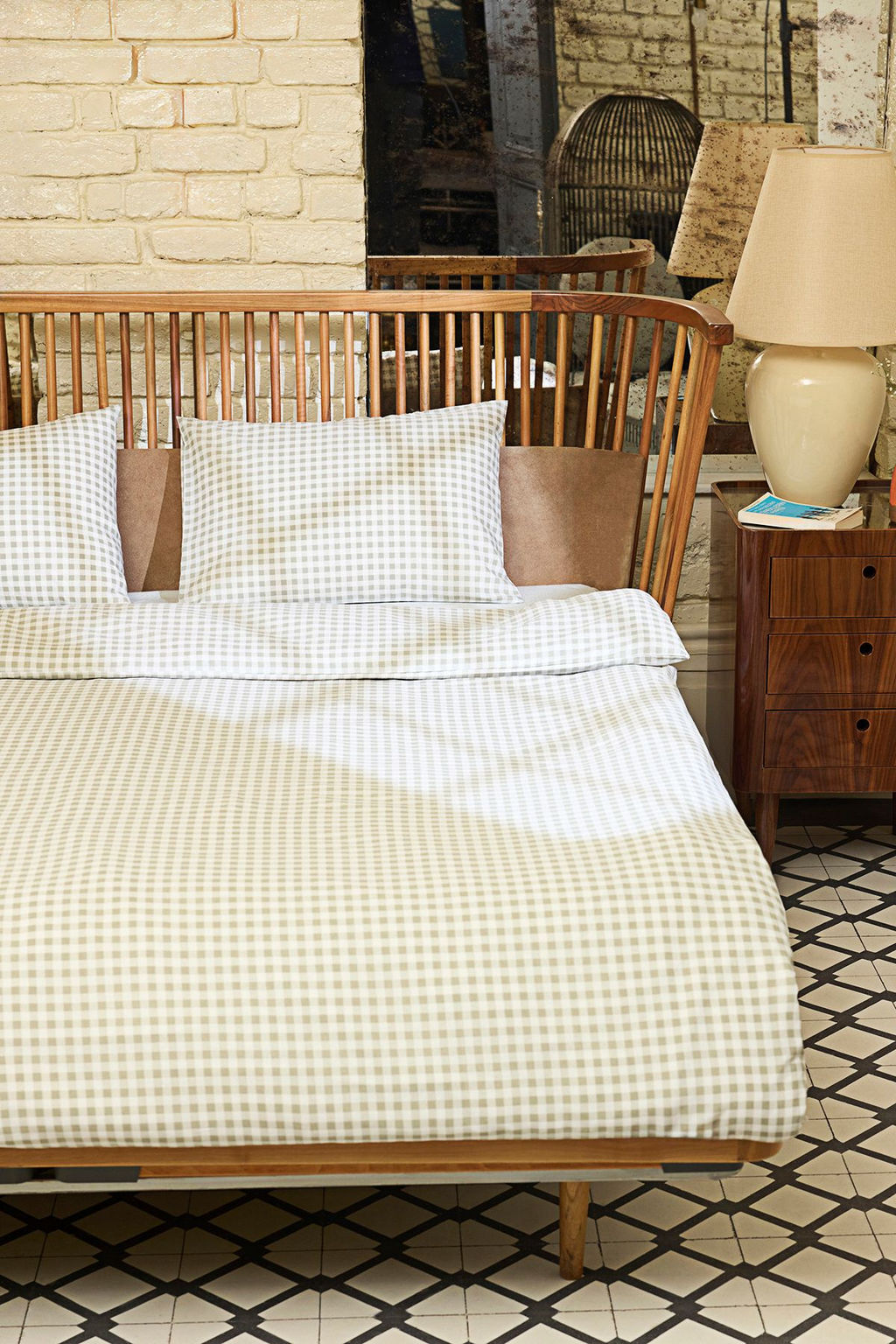 Trendyolmilla Home Cift Kisilik Kolay Utulenir Potikare Lastikli Carsafl? Nevresim Tak?m? 200x220cm TPHSS25CKN00003