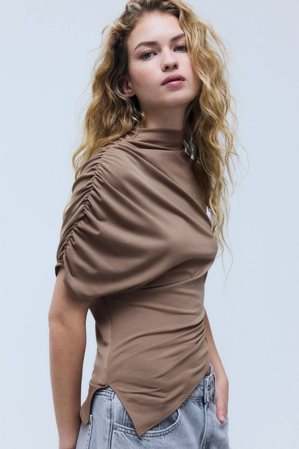 Top de una manga con cuello perkins - H&m фото 4