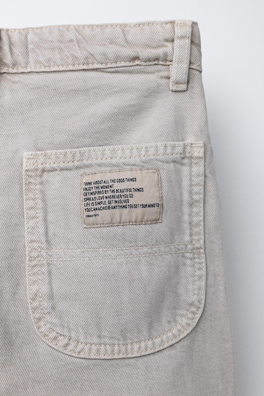 STRAIGHT JEANS WITH SEAM DETAILS - Zara фото 4