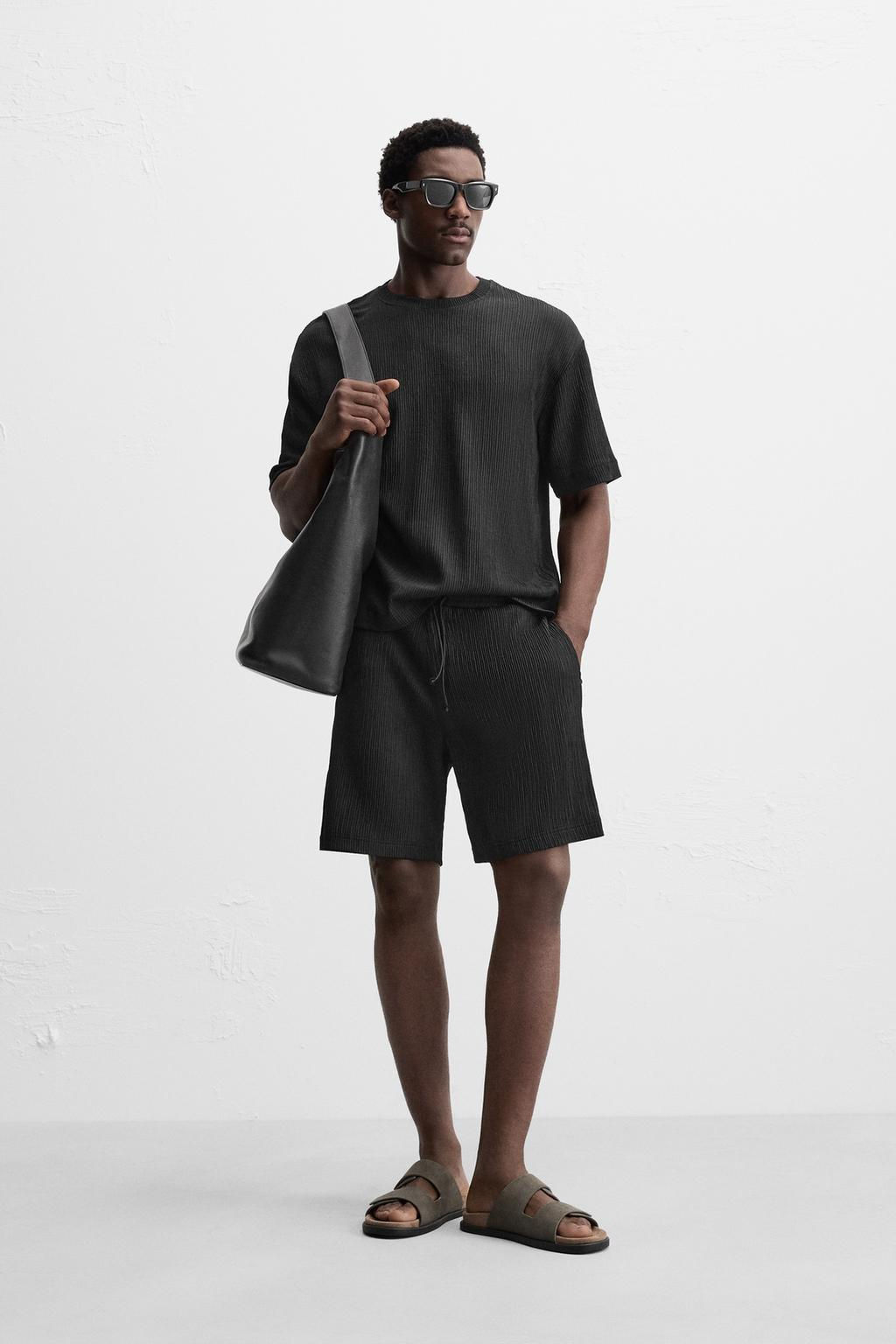 RELAXED FIT JACQUARD BERMUDA SHORTS