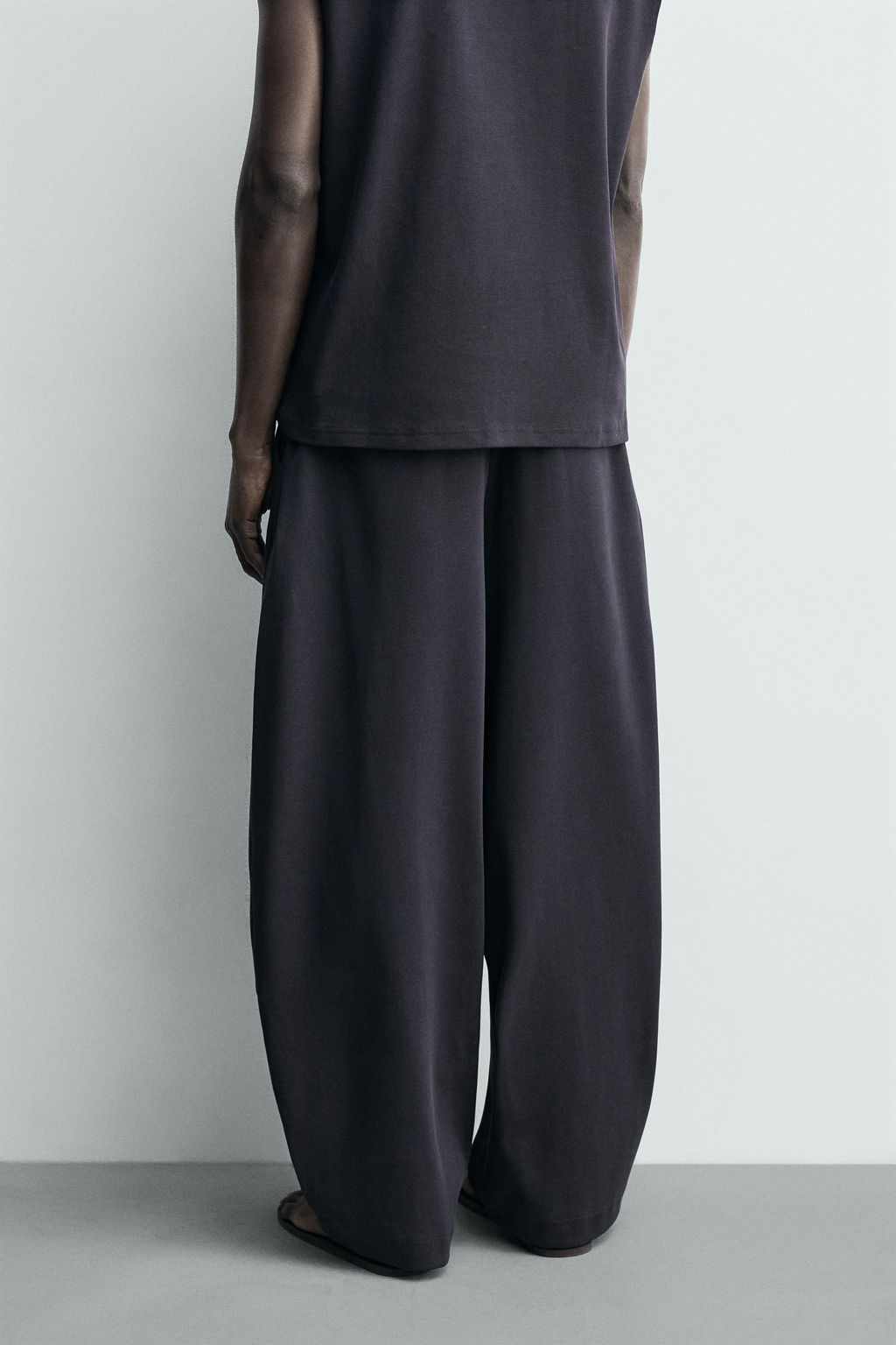 PANTAL?N JOGGER BALLOON FIT ESTRUCTURA RIB / Azul - Zara фото 3