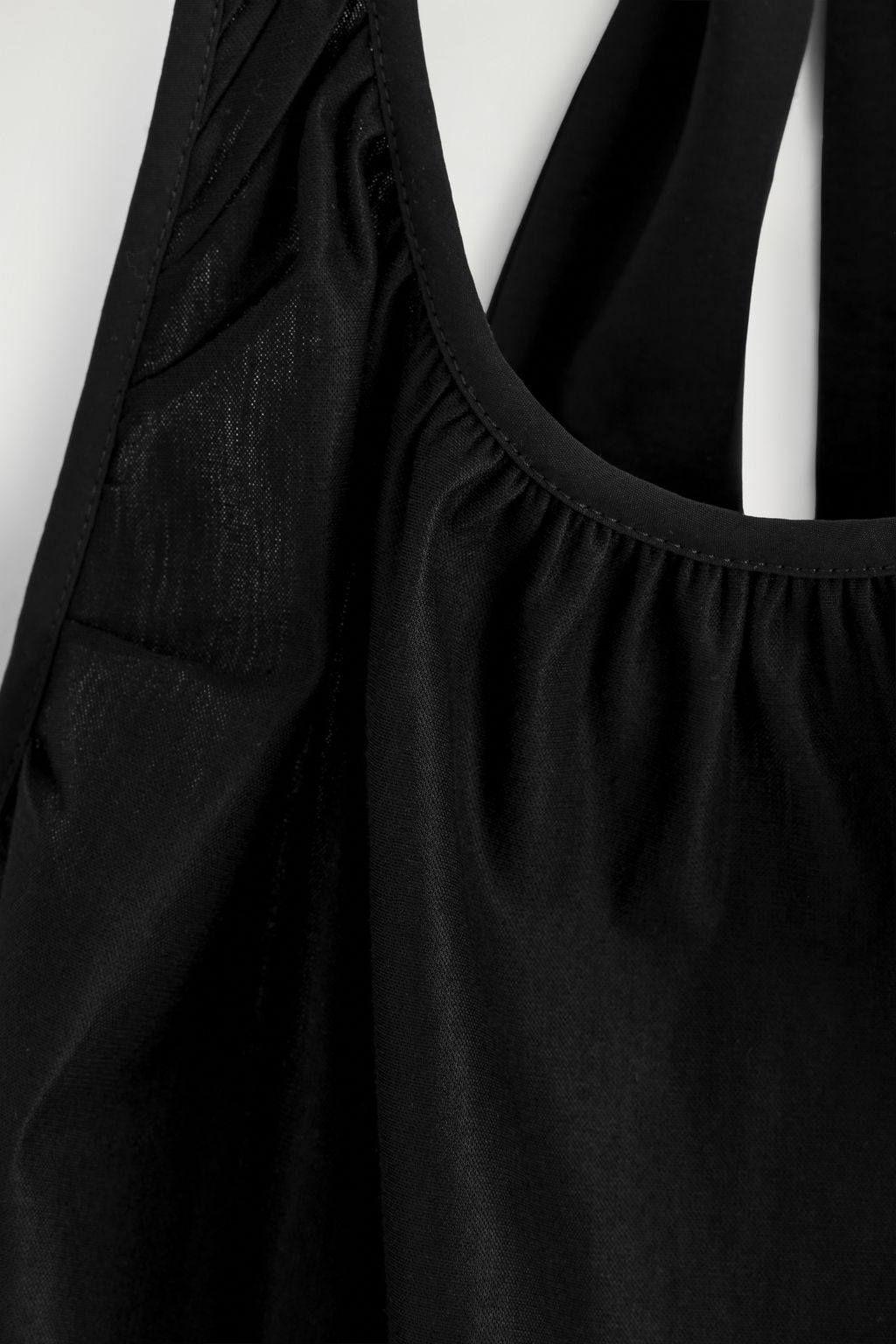 OPEN-BACK HALTERNECK TOP - H&m фото 3