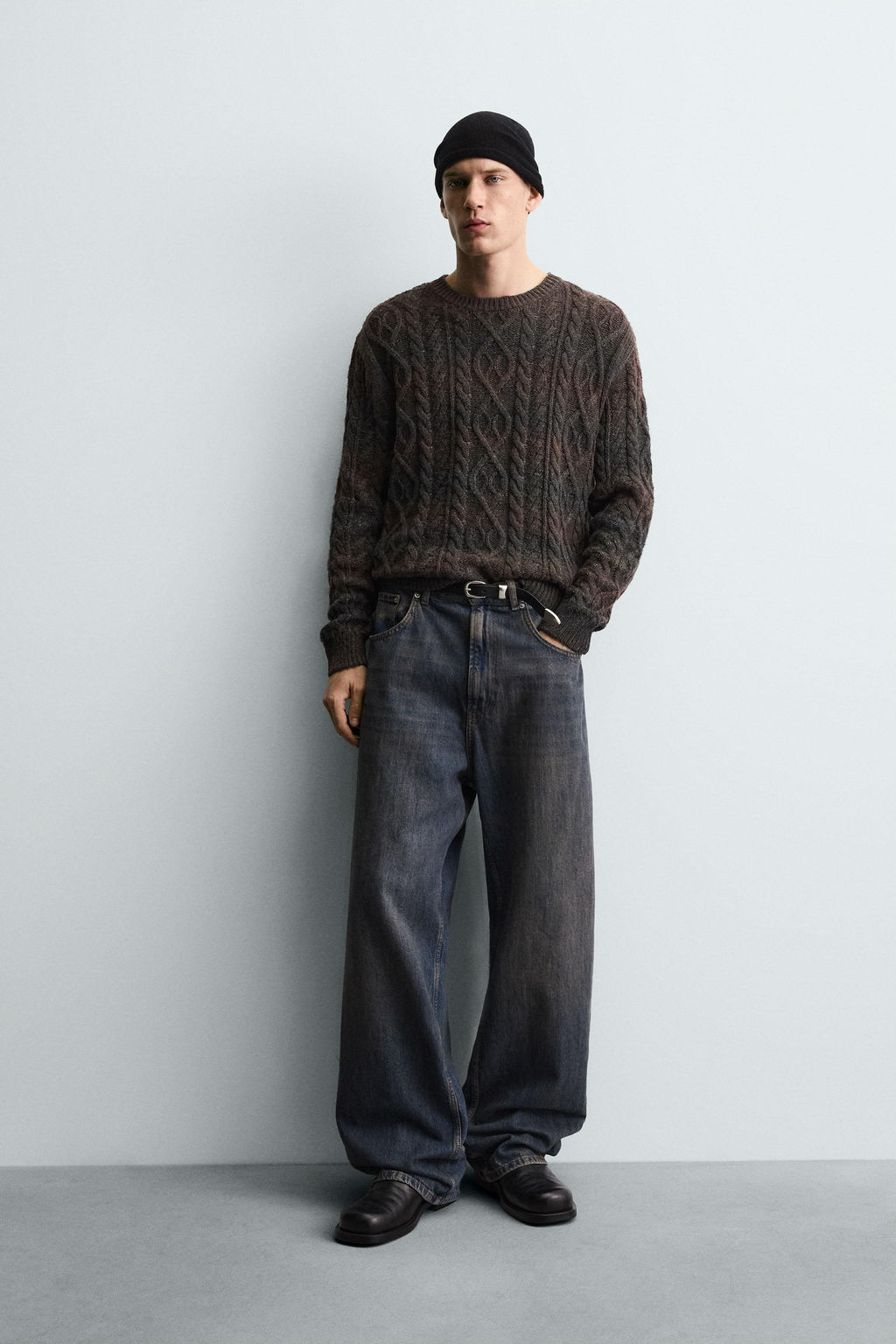 TEXTURED CABLE-KNIT JUMPER