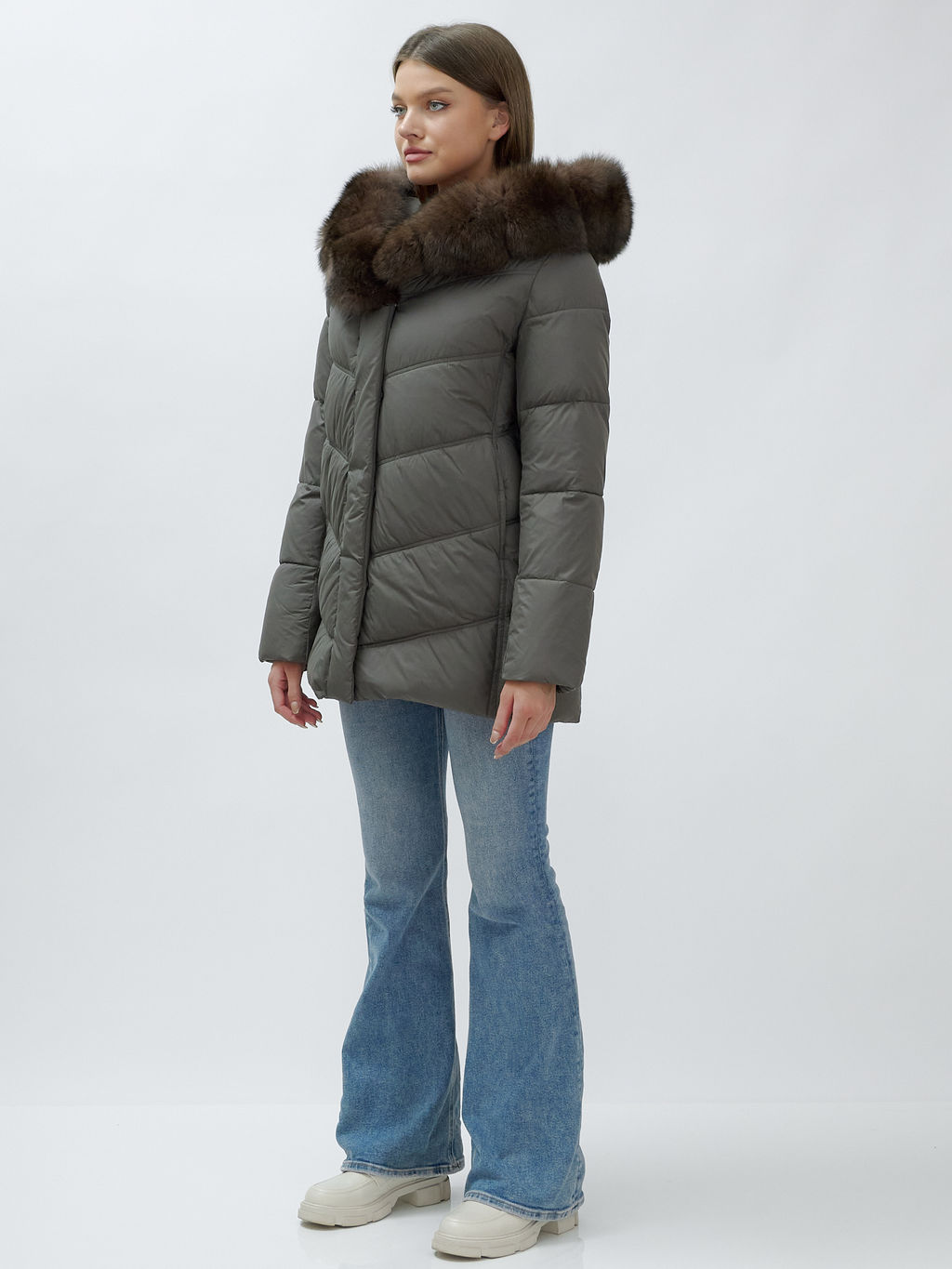 с МЕХОМ ПЕСЕЦ ПРЕМИУМ класса Полупальто зимние темно-серого цвета - Mtforce фото 10