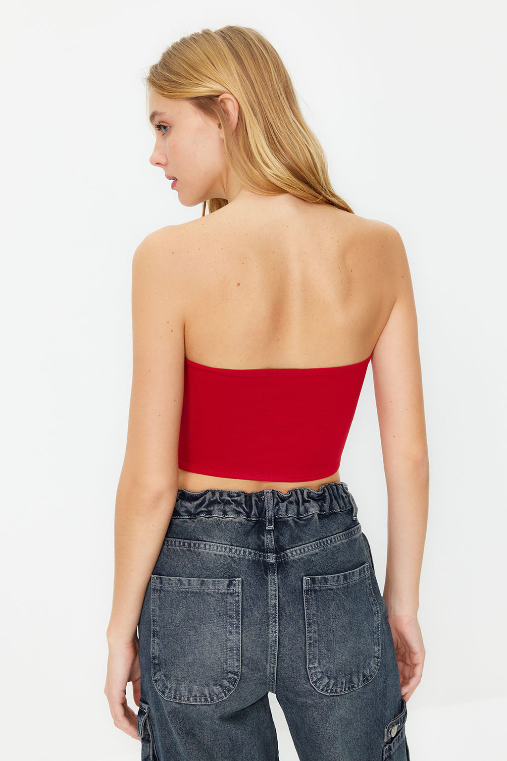 Trendyolmilla Ekru Fitted Straplez Yaka Crop Esnek Orme Bluz TWOSS24BZ00055 фото 14