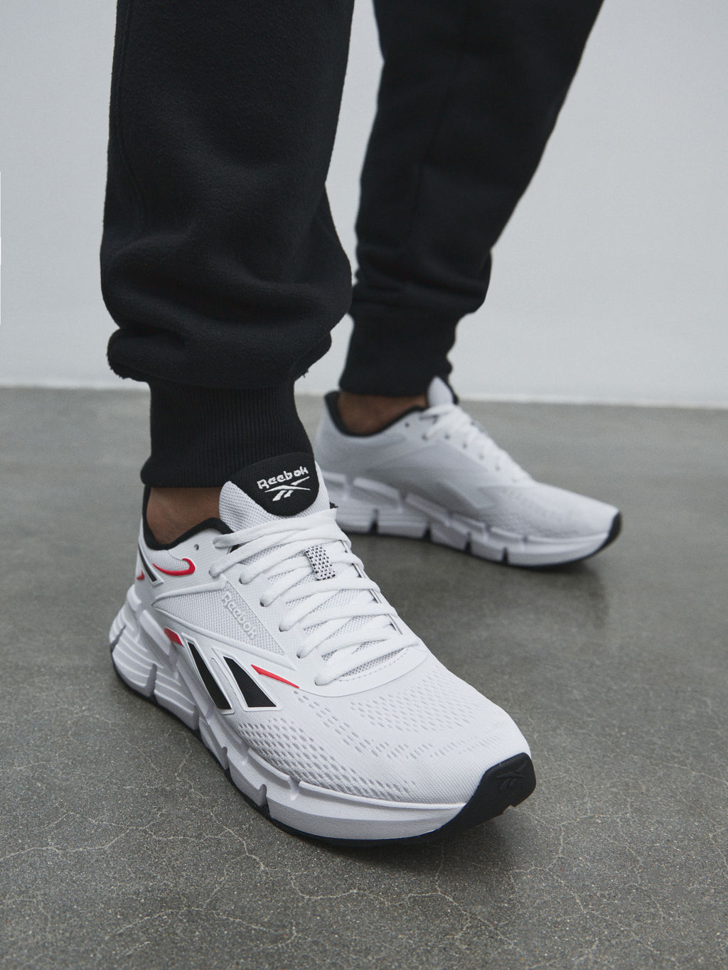 Мужские кроссовки REEBOK ZIG DYNAMICA 6 Артикул 4495391, белый
