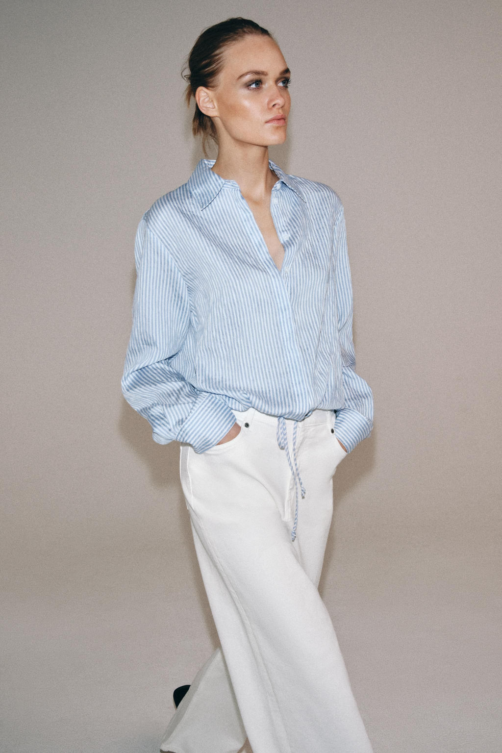 CAMISA RAYAS LAZADAS ZW COLLECTION / Azul / Blanco - Zara фото 4
